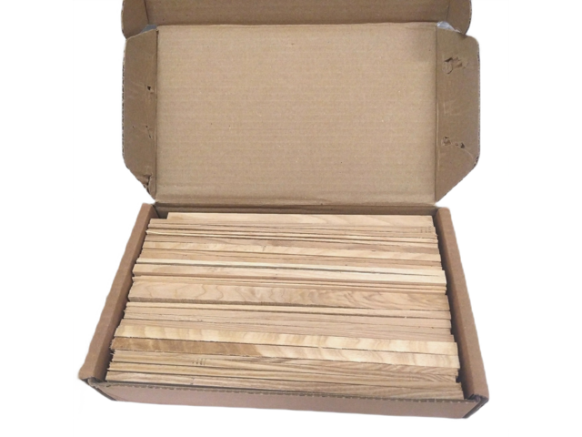 Ясень, коробка 270х165х50 уцененных разноразмерных плашек