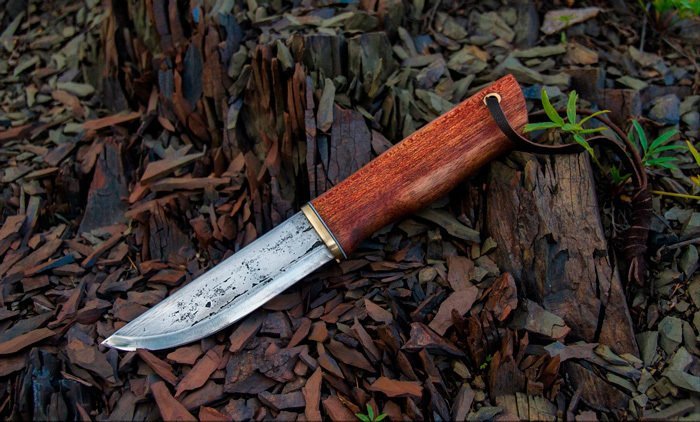 Пример рукояти ножа из древесины меранти