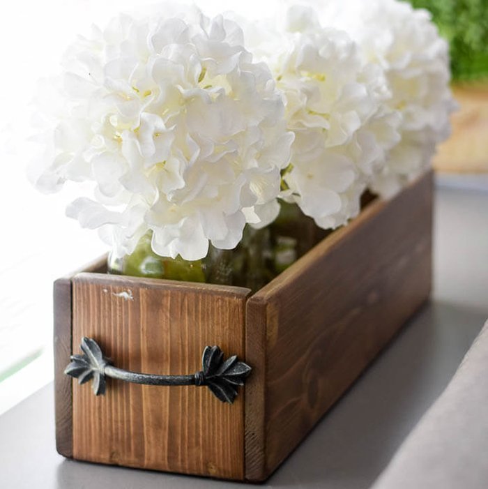 деревянный ящик для цветов с ручками