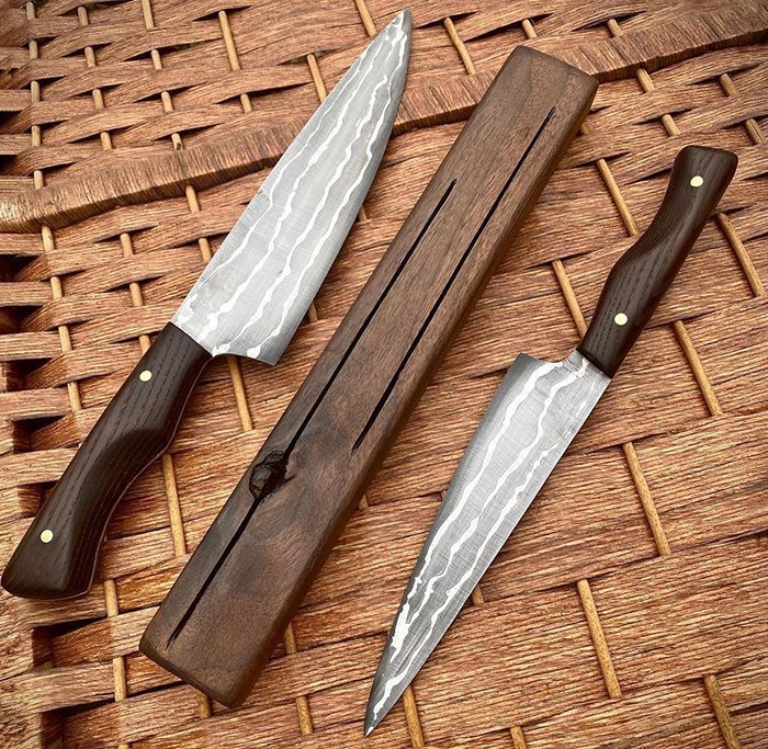ножи с накладными рукоятями из термообработанной древесины ясеня