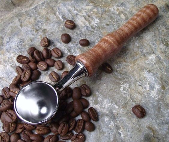 кофейная ложка с рукояткой из древесины анегри