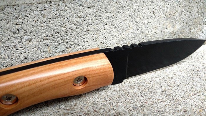 ножик с накладной рукоятью из древесины карагача