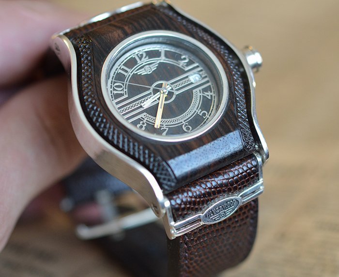 наручные часы с циферблатом из древесины макассарского эбена