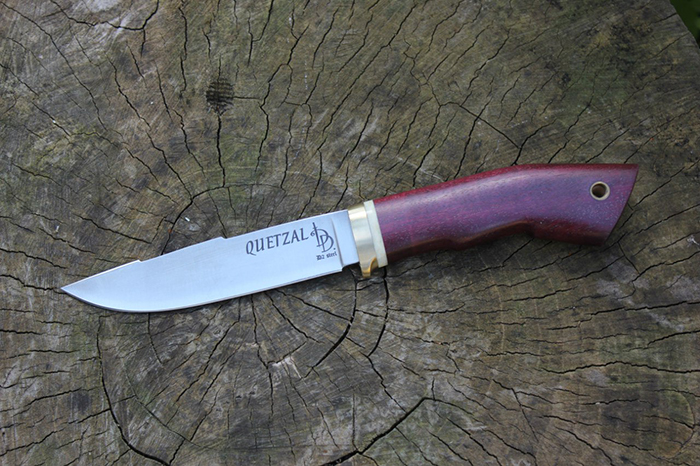 охотничий нож с рукоятью из древесины амаранта