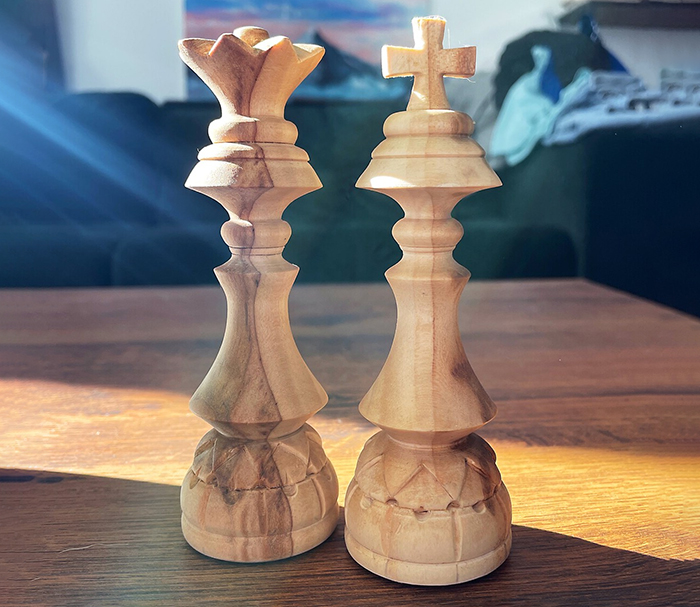 шахматные фигуры из древесины липы