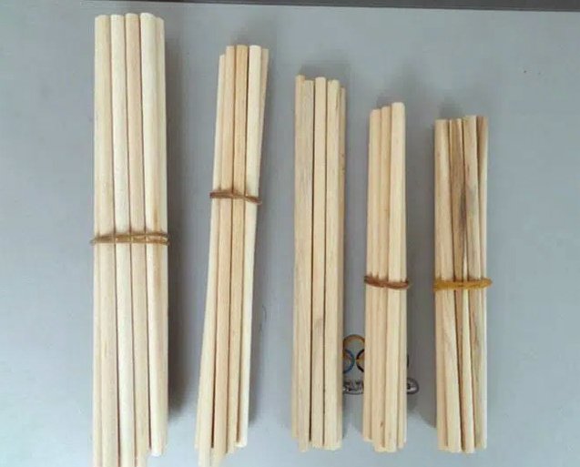 деревянные палочки для еды разной длины