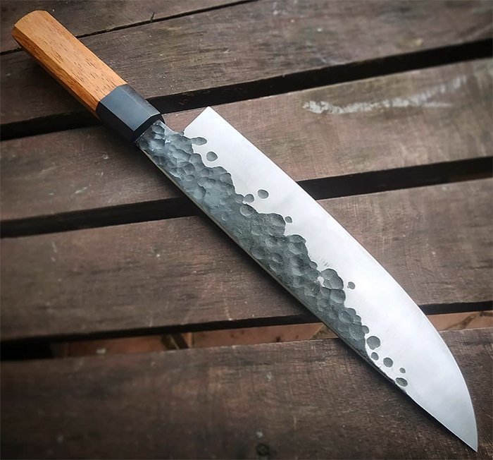 кухонный нож с рукоятью из древесины афзелии дусси