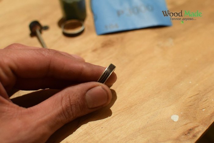 Финишная шлифовка и полировка деревянно-серебряного кольца